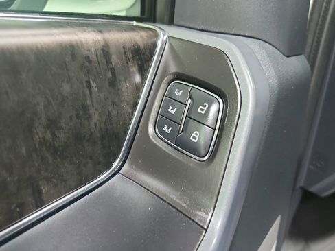 Used 2021 Ford F150 Lariat w/ Equipment Group 502A High AWD/4WD image 21