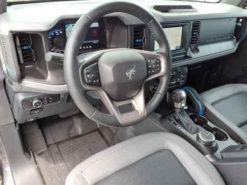 Used 2023 Ford Bronco Black Diamond AWD/4WD image 19
