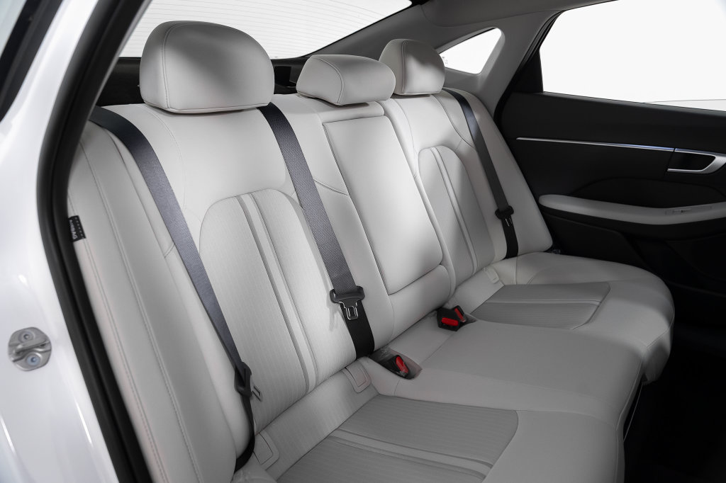 New 2026 Hyundai Sonata SEL FWD image 21