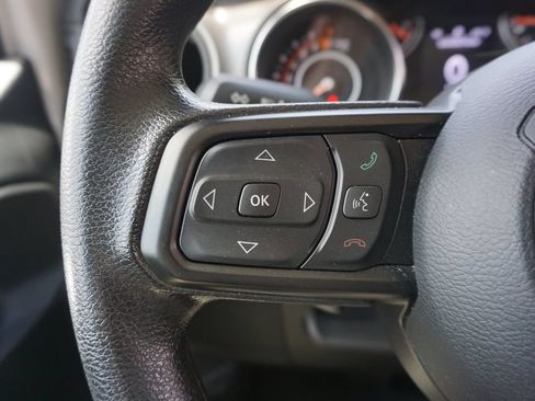 Used 2022 Jeep Wrangler Unlimited Sport AWD/4WD image 8