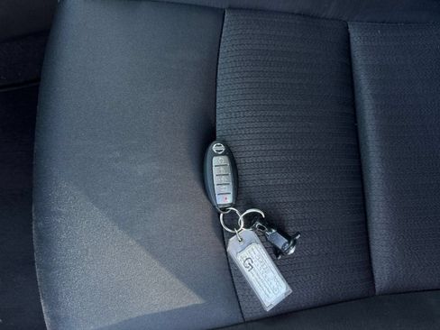 Used 2025 Nissan Altima 2.5 SV FWD image 20