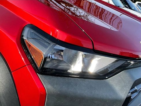 Used 2023 Chevrolet Colorado Trail Boss image 27