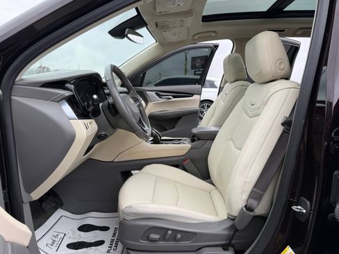 Used 2020 Cadillac XT6 Premium Luxury image 10