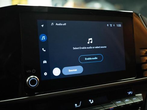 Used 2025 Toyota Camry LE image 19