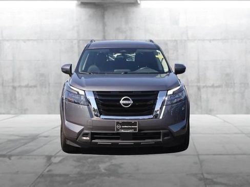 Certified 2025 Nissan Pathfinder SV AWD/4WD image 4