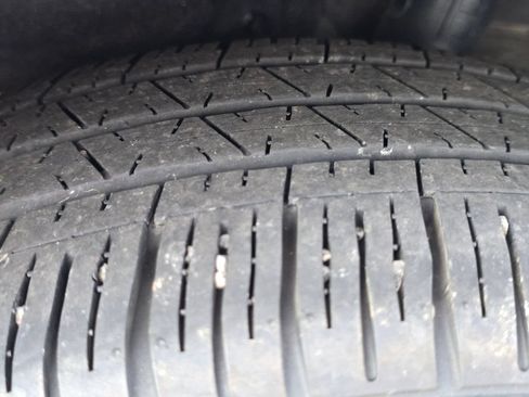 Used 2025 Toyota Corolla LE FWD image 11