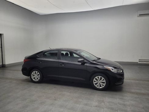Used 2018 Hyundai Accent SE image 11