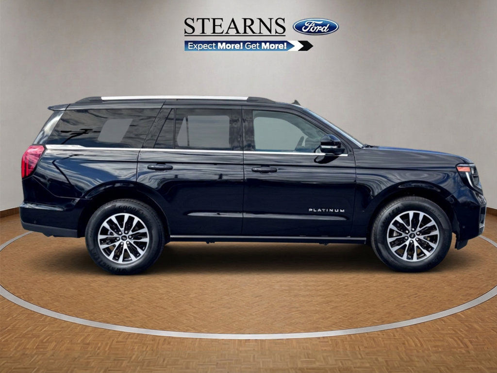 Used 2025 Ford Expedition Platinum AWD/4WD image 3
