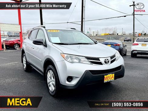 Used 2014 Toyota RAV4 LE image 5