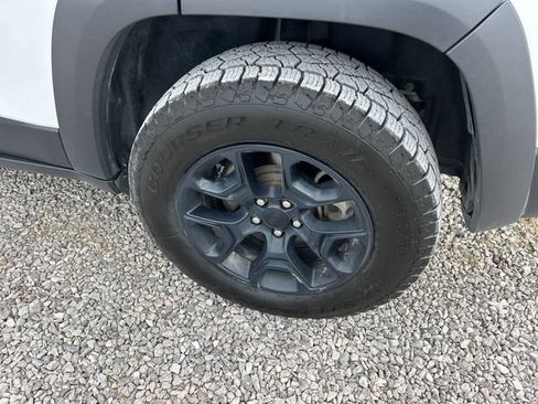 Used 2022 Jeep Cherokee Latitude w/ Trailer Tow Group image 48