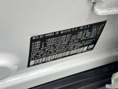 Used 2024 Honda HR-V Sport image 32