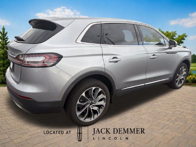 Used 2023 Lincoln Nautilus Reserve AWD/4WD image 7
