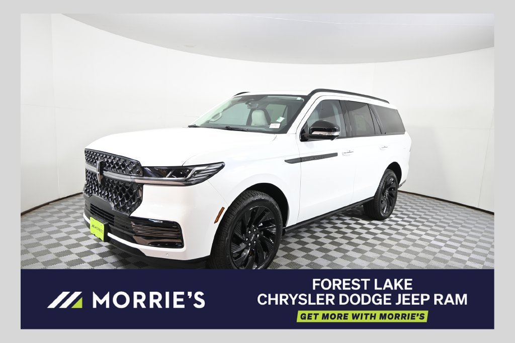 Used 2026 Lincoln Navigator Reserve w/ Jet Appearance Package AWD/4WD image 1