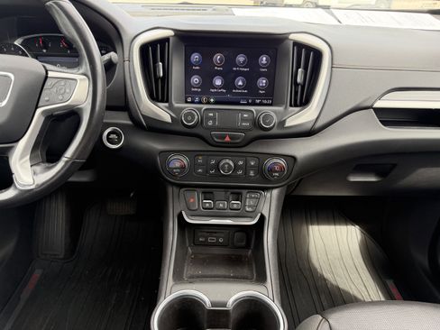 Used 2020 GMC Terrain SLT w/ Preferred Package FWD image 19