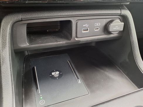 Certified 2023 Honda Pilot Elite image 9