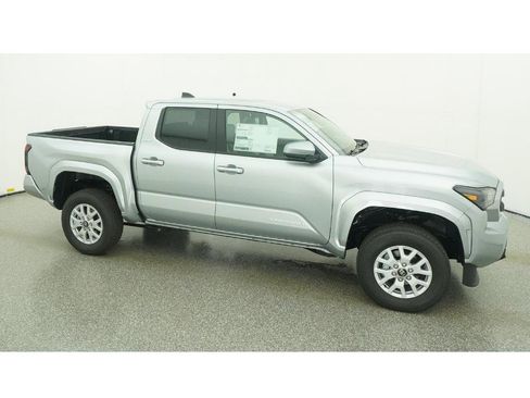 New 2026 Toyota Tacoma SR5 image 12