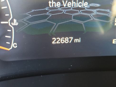 Used 2023 Jeep Compass Latitude w/ Sun and Sound Group image 27