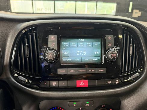 Used 2015 RAM ProMaster City Tradesman SLT FWD image 21
