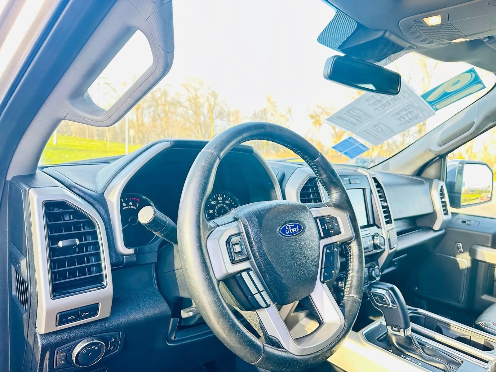 Used 2019 Ford F150 Lariat RWD image 12