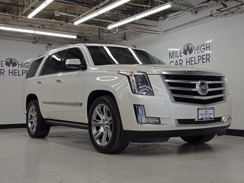 Used 2015 Cadillac Escalade Premium AWD/4WD image 5