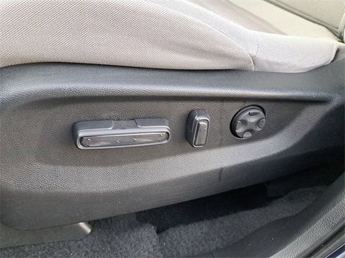 Used 2020 Honda CR-V EX image 18