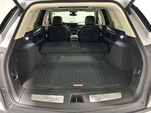 Used 2019 Cadillac XT5 Premium Luxury AWD/4WD image 35