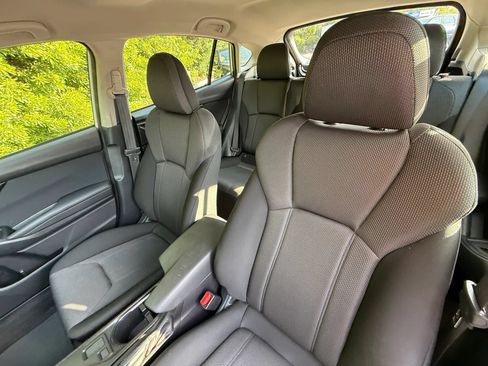 Used 2017 Subaru Impreza 2.0i AWD/4WD image 5