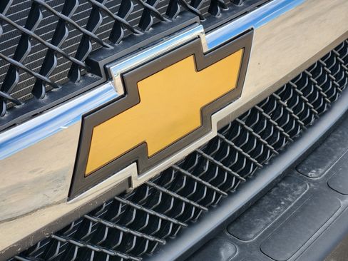 New 2025 Chevrolet Express 3500 w/ Power Convenience Package image 7