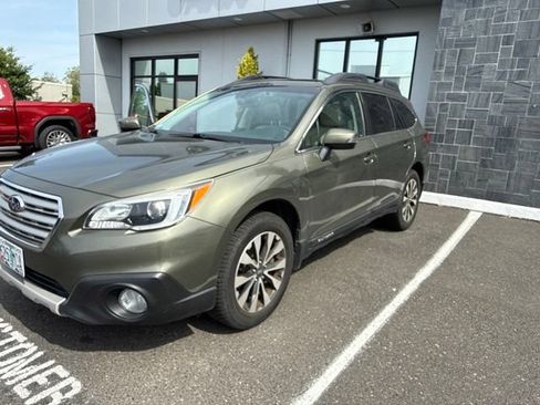 Used 2017 Subaru Outback 2.5i Limited AWD/4WD image 8