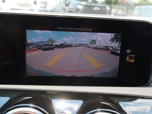 Used 2023 Mercedes-Benz CLA 35 AMG 4MATIC image 29