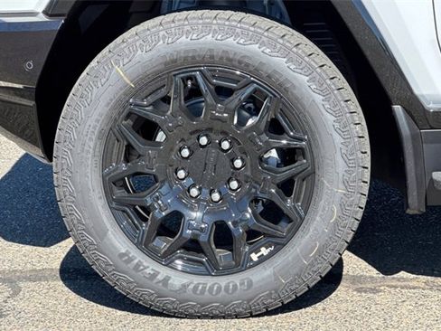 New 2026 GMC Hummer EV SUV image 31