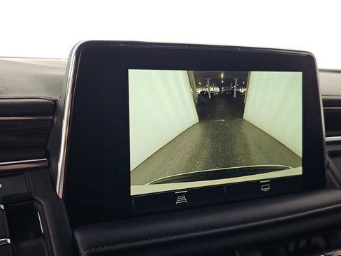 Used 2022 Chevrolet Tahoe LT RWD image 26