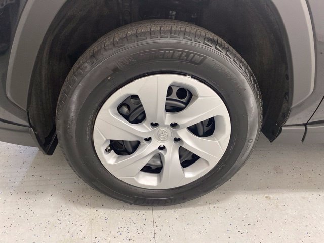 Certified 2025 Toyota RAV4 LE AWD/4WD image 10