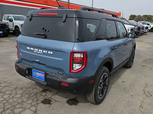 New 2026 Ford Bronco Sport Outer Banks image 11