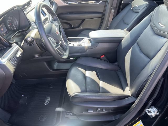 Certified 2025 Cadillac XT5 Premium Luxury w/ Technology Package AWD/4WD image 17