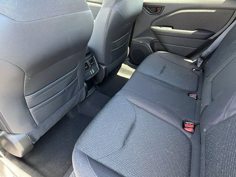 Certified 2025 Subaru Forester Premium AWD/4WD image 24