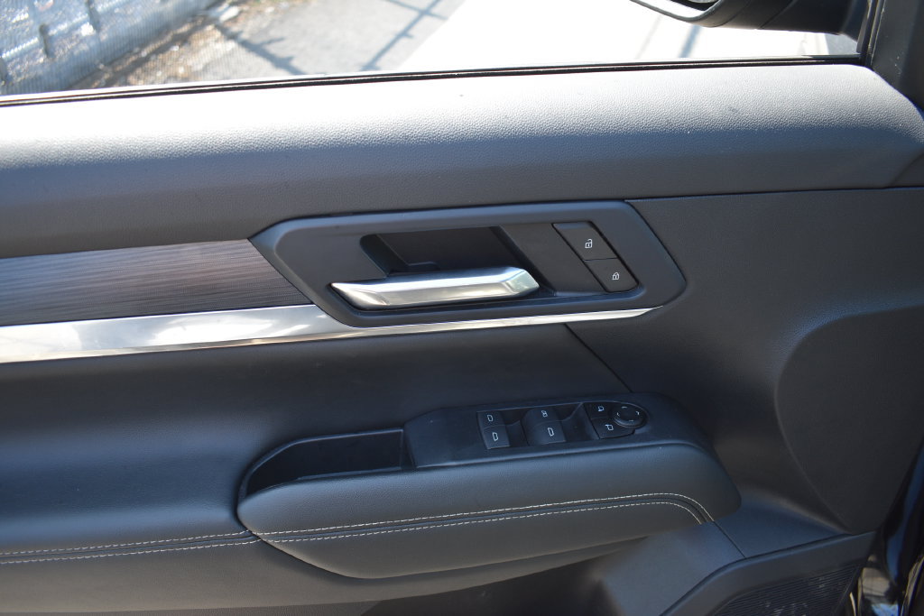 Used 2025 GMC Terrain Elevation AWD/4WD image 10