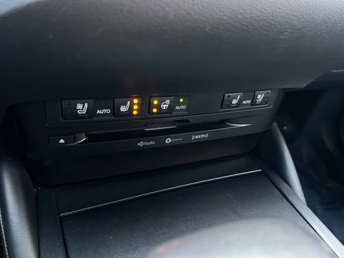 Used 2019 Lexus ES 350 w/ Premium Package image 25