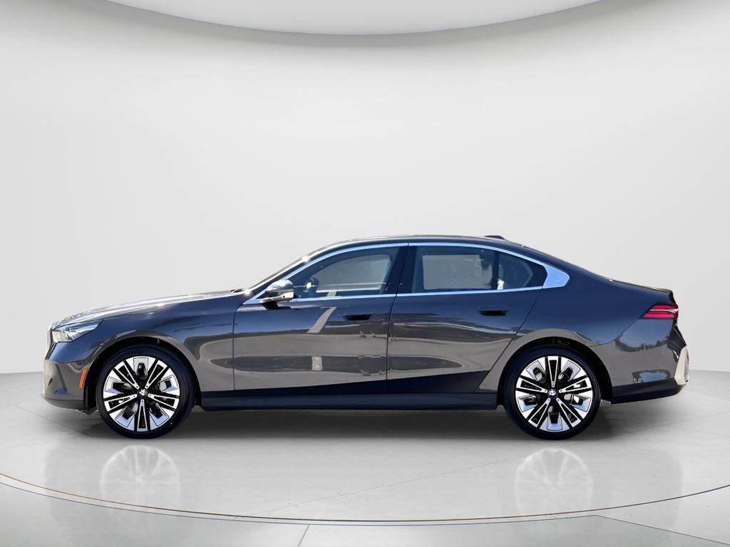 Certified 2026 BMW 530i w/ Premium Package RWD image 10
