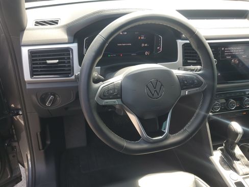 Used 2021 Volkswagen Atlas Cross Sport SEL FWD image 15