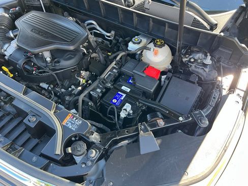 Used 2019 GMC Acadia SLE AWD/4WD image 46