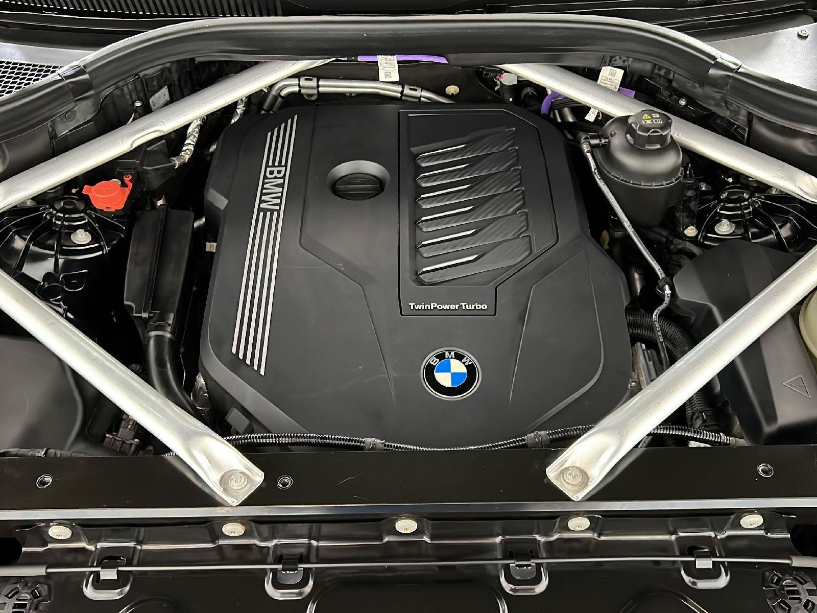Used 2023 BMW X5 xDrive40i w/ M Sport Package AWD/4WD image 24