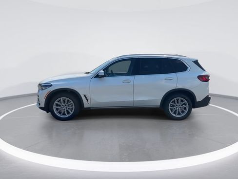 Used 2022 BMW X5 sDrive40i w/ Parking Assistance Package RWD image 4