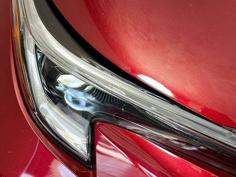 Used 2023 Toyota Corolla SE FWD image 9