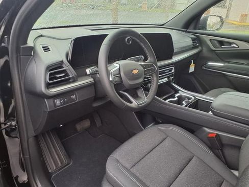 New 2026 Chevrolet Traverse LT FWD image 8