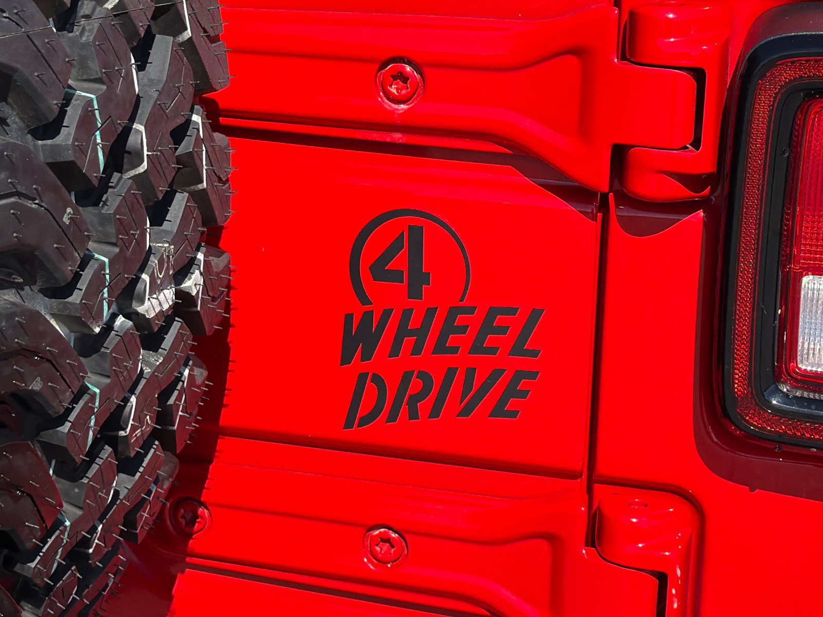 Used 2025 Jeep Wrangler Unlimited Sport AWD/4WD image 38