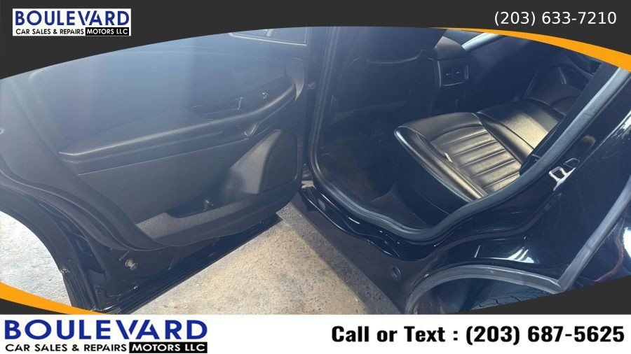 Used 2018 Ford Edge SEL w/ Equipment Group 201A AWD/4WD image 33