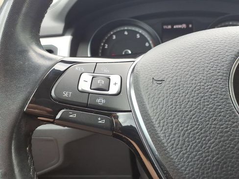 Used 2019 Volkswagen Atlas SE AWD/4WD image 35