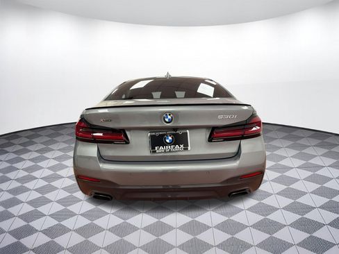 Certified 2023 BMW 530i xDrive w/ M Sport Package image 9