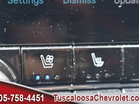 Used 2024 Chevrolet Colorado Z71 w/ Z71 Convenience Package 2 AWD/4WD image 35